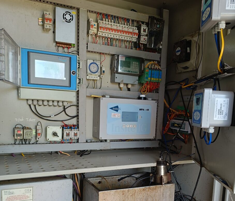 Lắp đặt cảm biến đo COD và bộ hiển thị đa thông số PRE2131-C